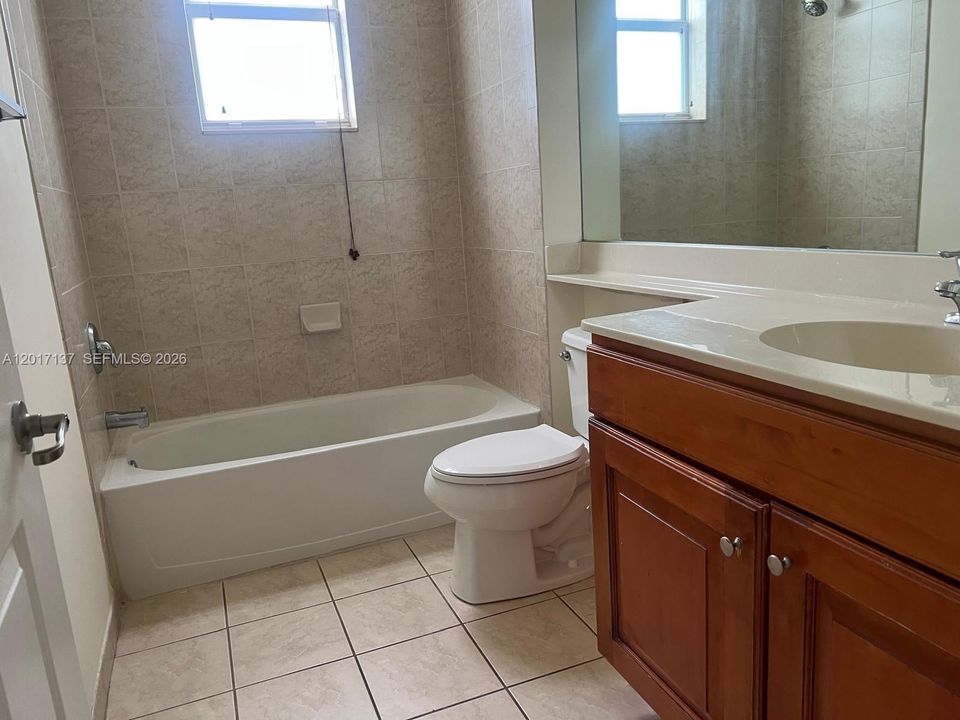 For Sale: $350,000 (3 beds, 2 baths, 1707 Square Feet)