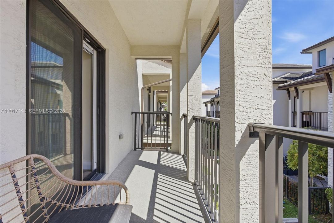 For Sale: $820,000 (3 beds, 2 baths, 1929 Square Feet)