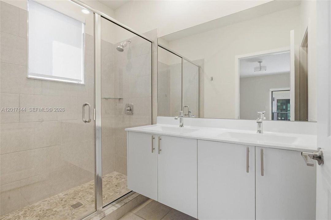 For Sale: $820,000 (3 beds, 2 baths, 1929 Square Feet)