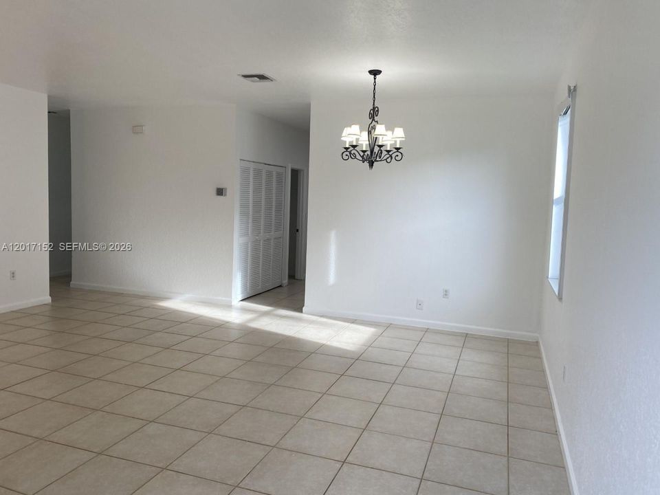 Active With Contract: $4,000 (4 beds, 2 baths, 1796 Square Feet)