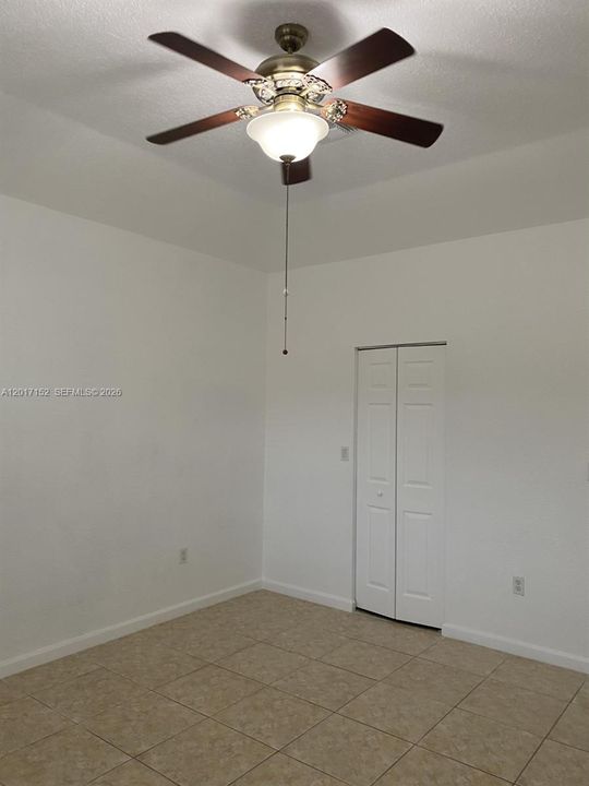 Active With Contract: $4,000 (4 beds, 2 baths, 1796 Square Feet)