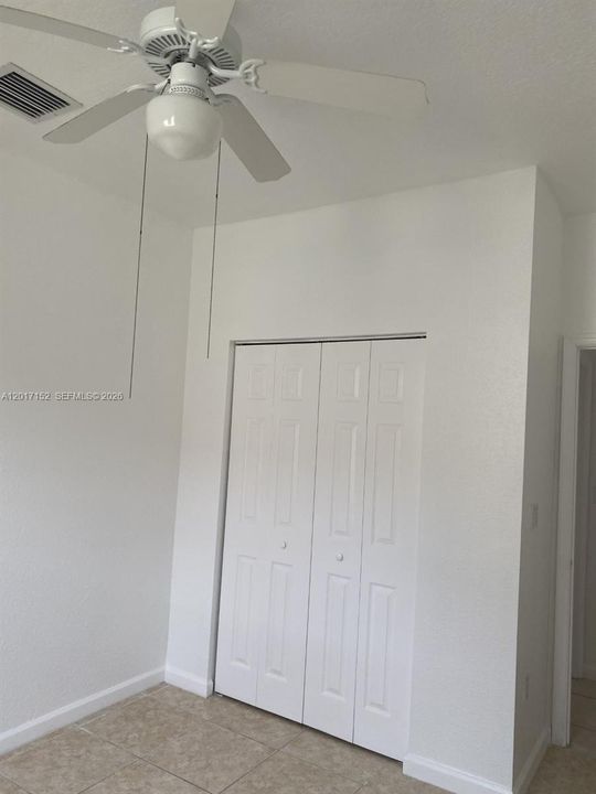 Active With Contract: $4,000 (4 beds, 2 baths, 1796 Square Feet)