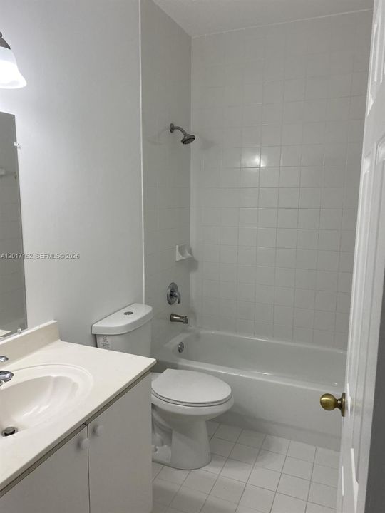 Active With Contract: $4,000 (4 beds, 2 baths, 1796 Square Feet)