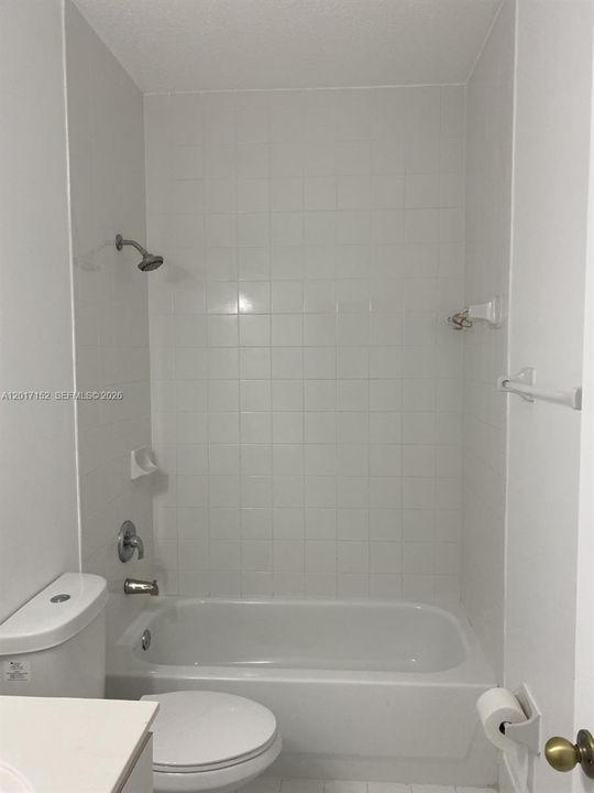 Active With Contract: $4,000 (4 beds, 2 baths, 1796 Square Feet)
