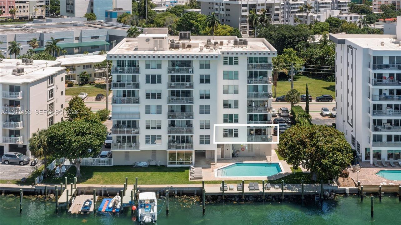 For Sale: $1,000,000 (2 beds, 2 baths, 1630 Square Feet)
