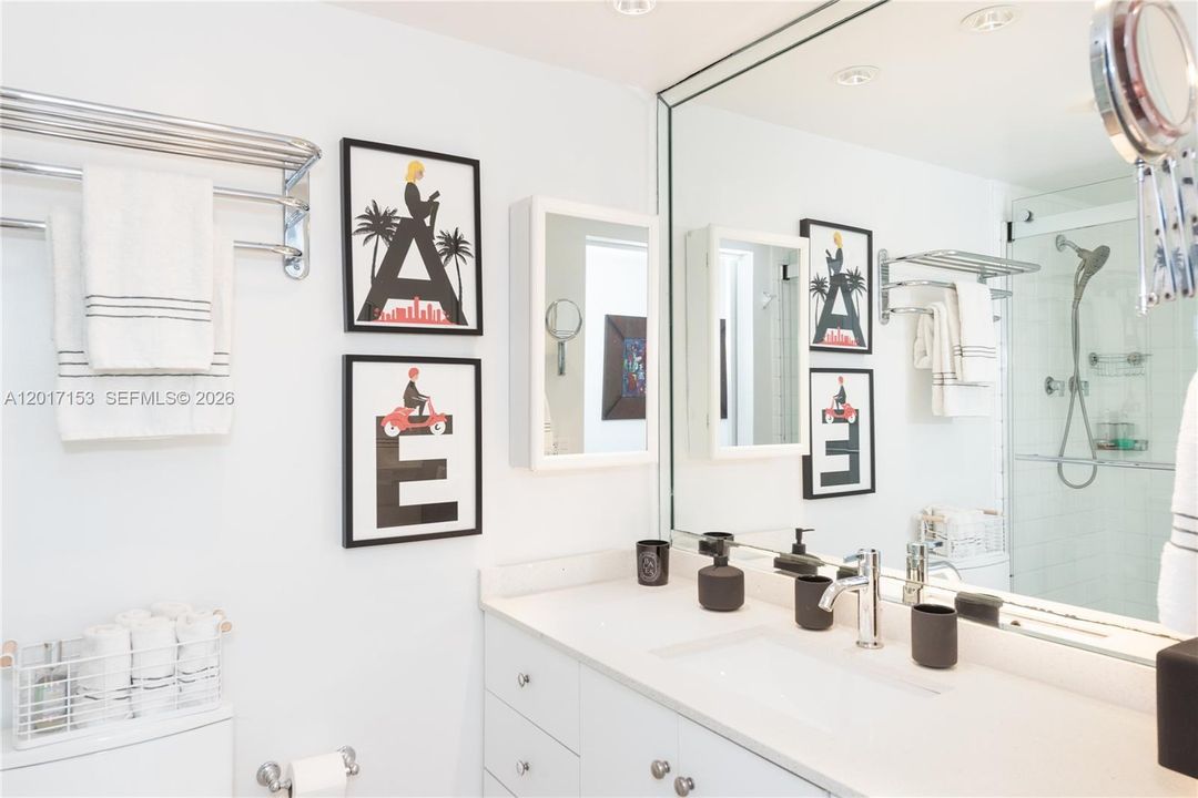 For Sale: $1,000,000 (2 beds, 2 baths, 1630 Square Feet)