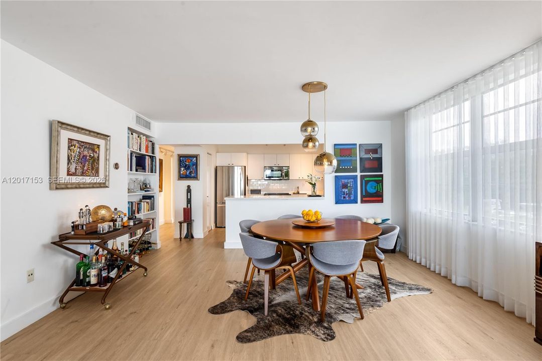 For Sale: $1,000,000 (2 beds, 2 baths, 1630 Square Feet)