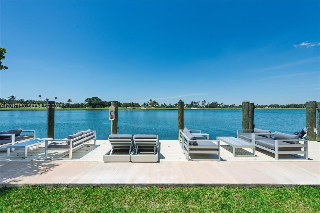 For Sale: $1,000,000 (2 beds, 2 baths, 1630 Square Feet)