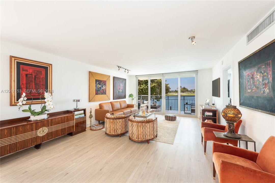 For Sale: $1,000,000 (2 beds, 2 baths, 1630 Square Feet)