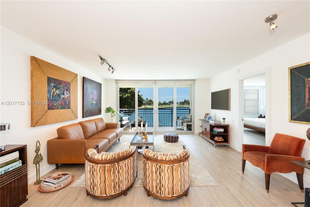 For Sale: $1,000,000 (2 beds, 2 baths, 1630 Square Feet)