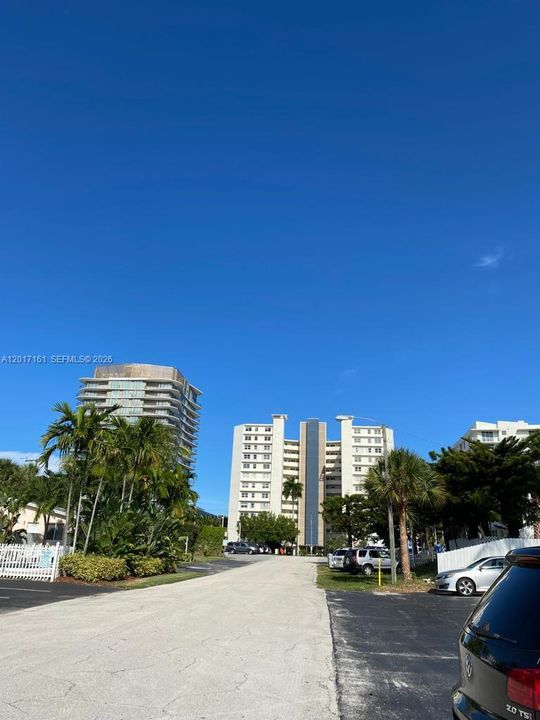 For Rent: $1,900 (1 beds, 1 baths, 508 Square Feet)