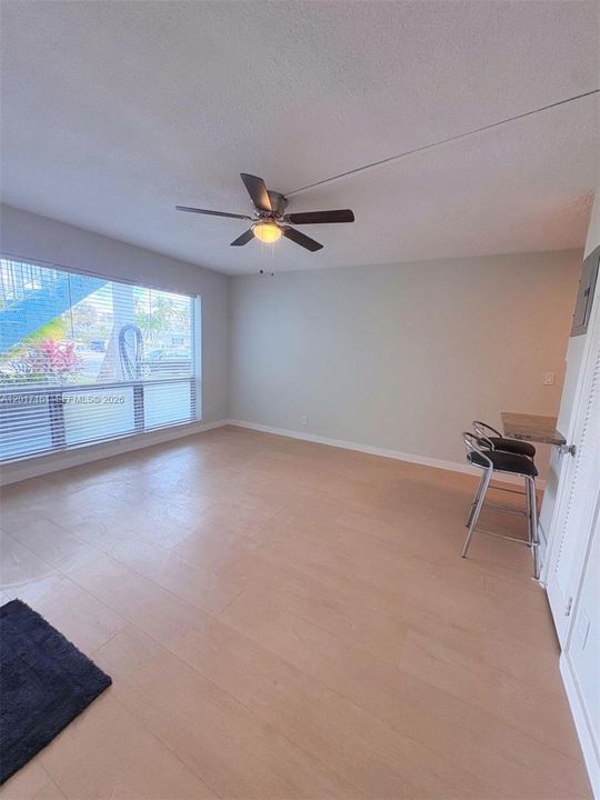 For Rent: $1,900 (1 beds, 1 baths, 508 Square Feet)