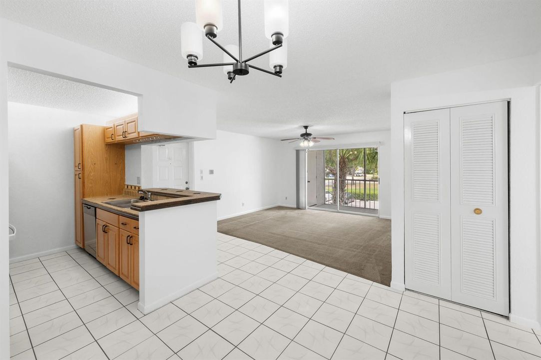 10-web-or-mls-2506 SE Anchorage Cove apt