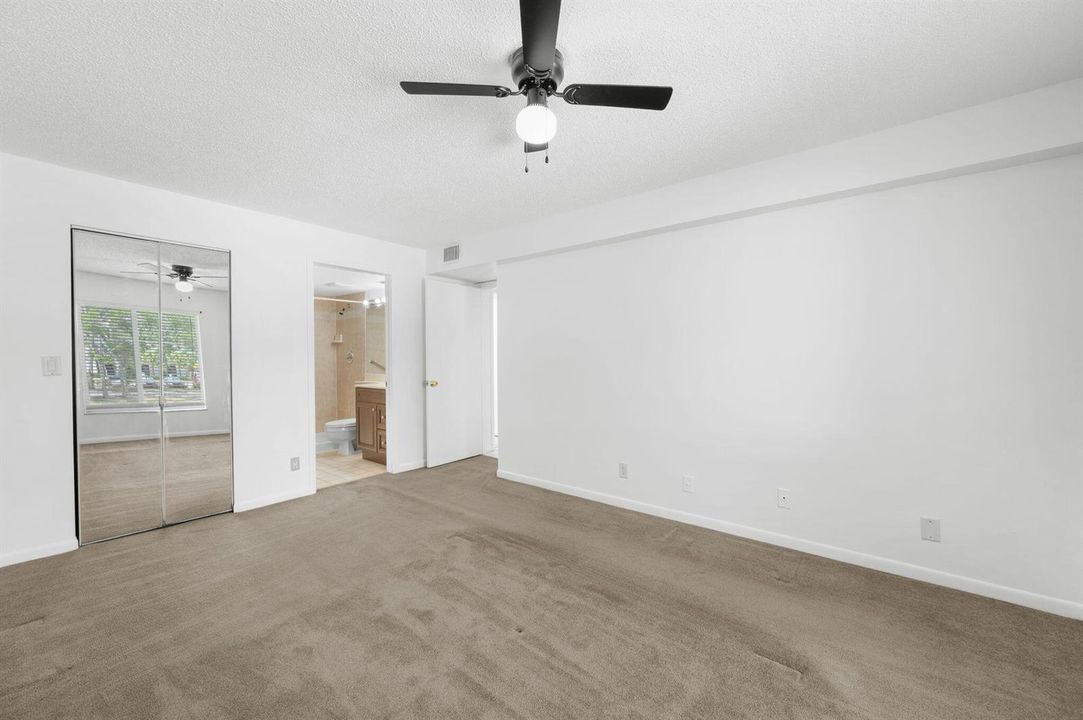 18-web-or-mls-2506 SE Anchorage Cove apt