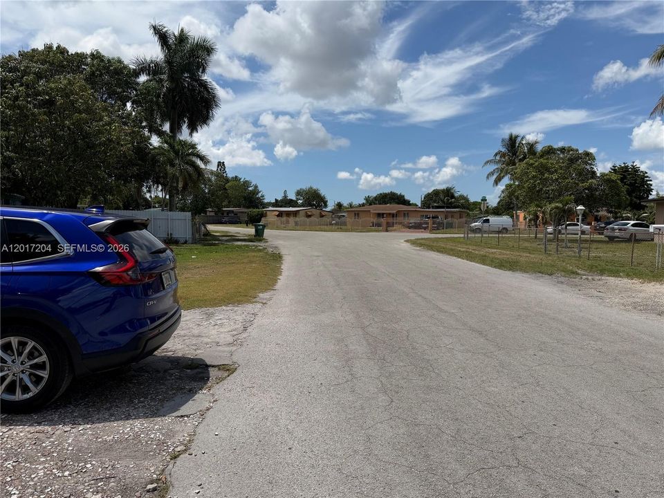 Activo con contrato: $525,000 (3 camas, 1 baños, 851 Pies cuadrados)