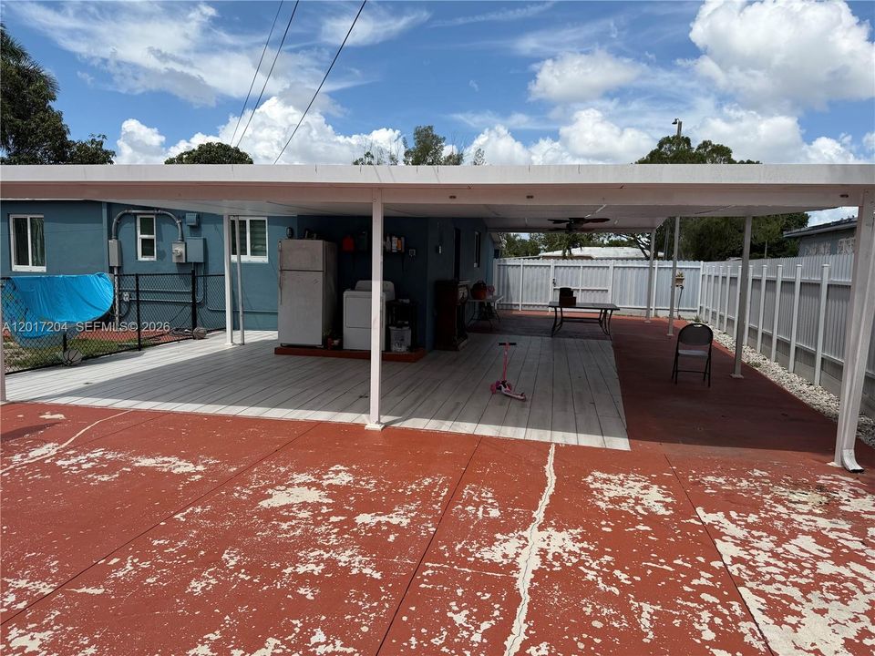 Activo con contrato: $525,000 (3 camas, 1 baños, 851 Pies cuadrados)