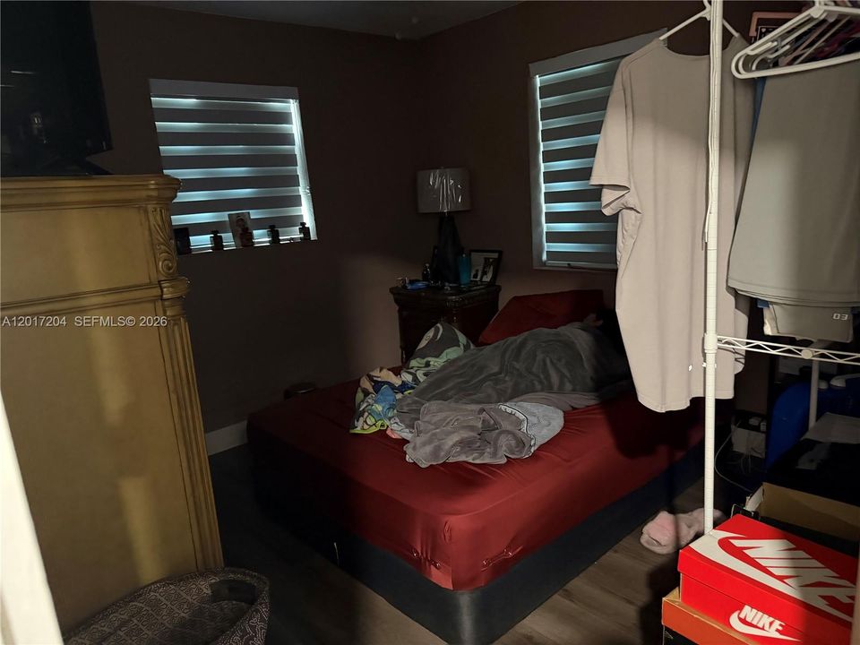 Activo con contrato: $525,000 (3 camas, 1 baños, 851 Pies cuadrados)