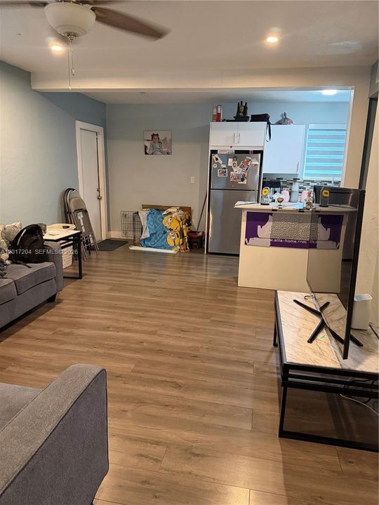 Activo con contrato: $525,000 (3 camas, 1 baños, 851 Pies cuadrados)