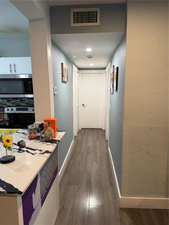 Activo con contrato: $525,000 (3 camas, 1 baños, 851 Pies cuadrados)