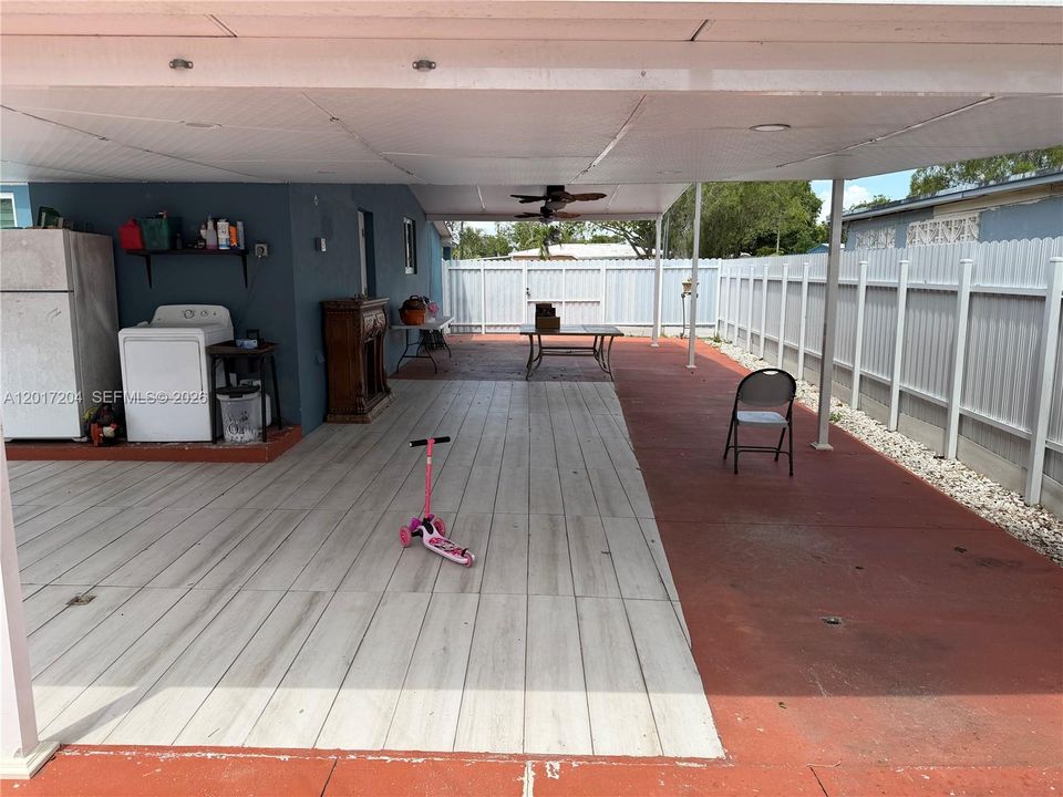 Activo con contrato: $525,000 (3 camas, 1 baños, 851 Pies cuadrados)