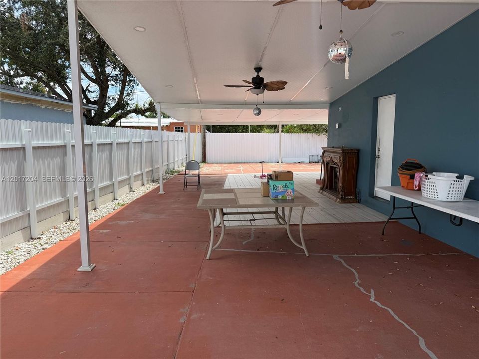 Activo con contrato: $525,000 (3 camas, 1 baños, 851 Pies cuadrados)