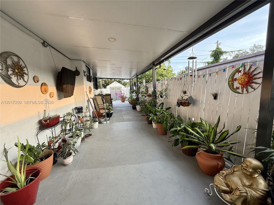Activo con contrato: $475,000 (3 camas, 2 baños, 1027 Pies cuadrados)