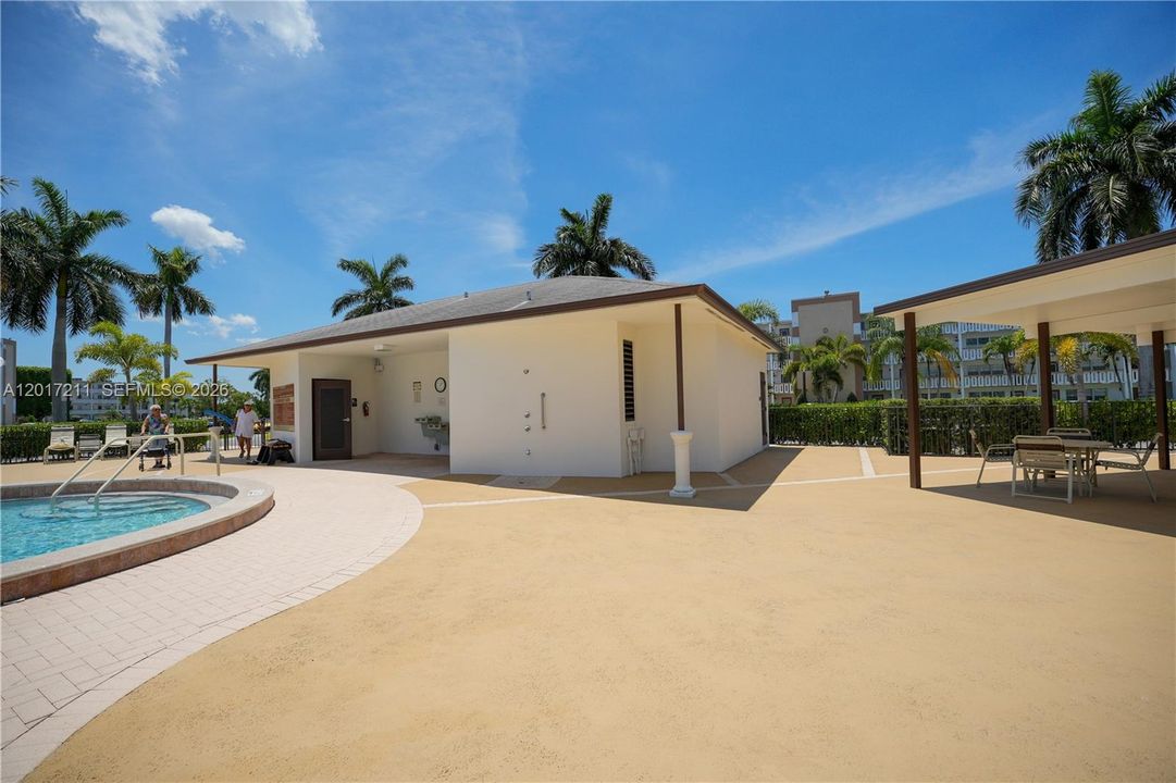Activo con contrato: $89,900 (2 camas, 1 baños, 861 Pies cuadrados)