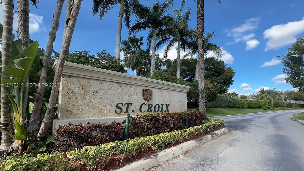 For Sale: $1,399,900 (5 beds, 3 baths, 3052 Square Feet)