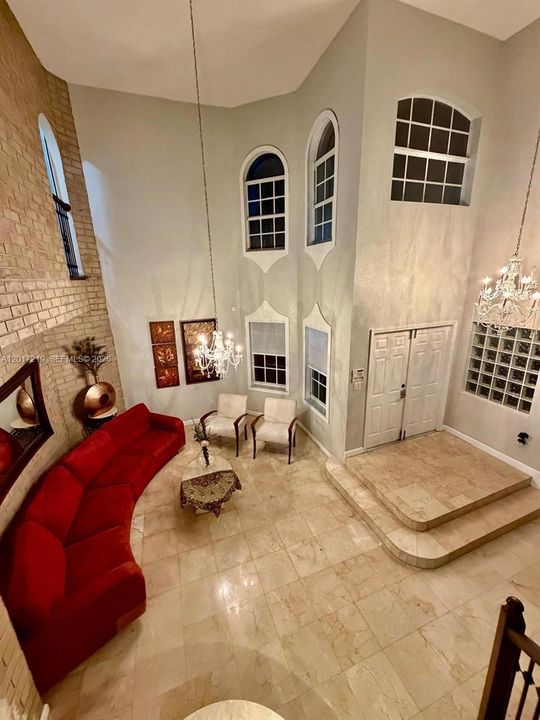 For Sale: $1,399,900 (5 beds, 3 baths, 3052 Square Feet)
