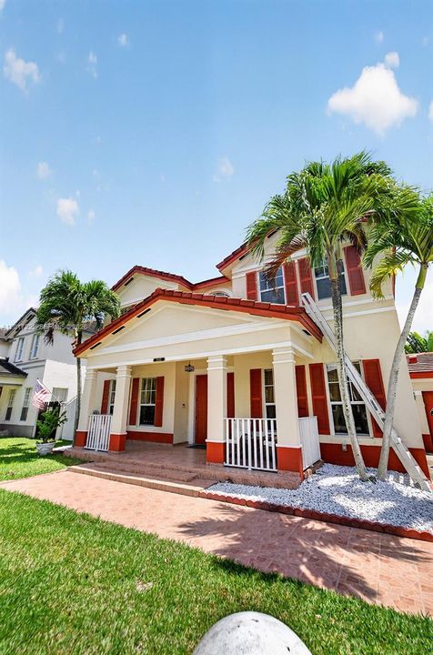 For Sale: $950,000 (5 beds, 3 baths, 2598 Square Feet)