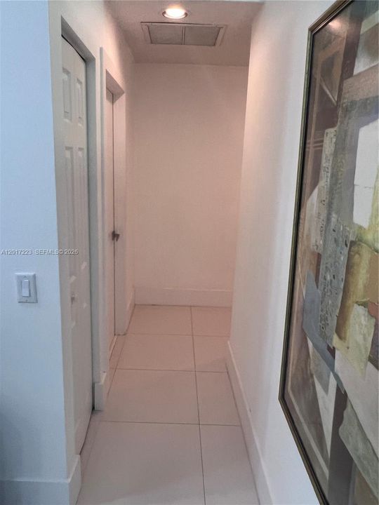 Activo con contrato: $4,400 (3 camas, 2 baños, 1533 Pies cuadrados)