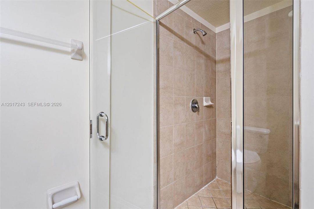 В аренду: $3,450 (4 спален, 3 ванн, 1930 Квадратных фут)