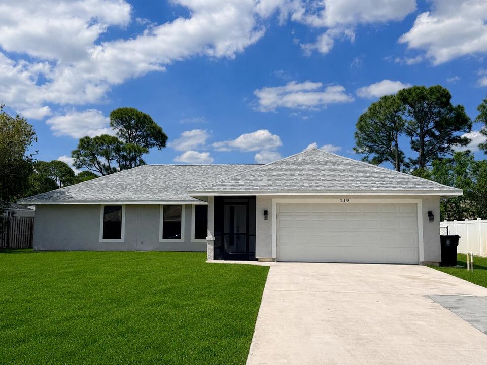 219 Langfield Main Picture