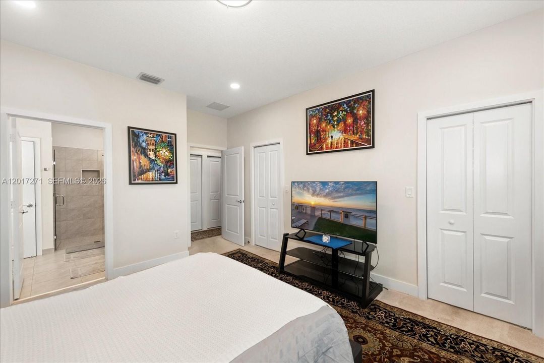 For Sale: $528,950 (3 beds, 2 baths, 1717 Square Feet)