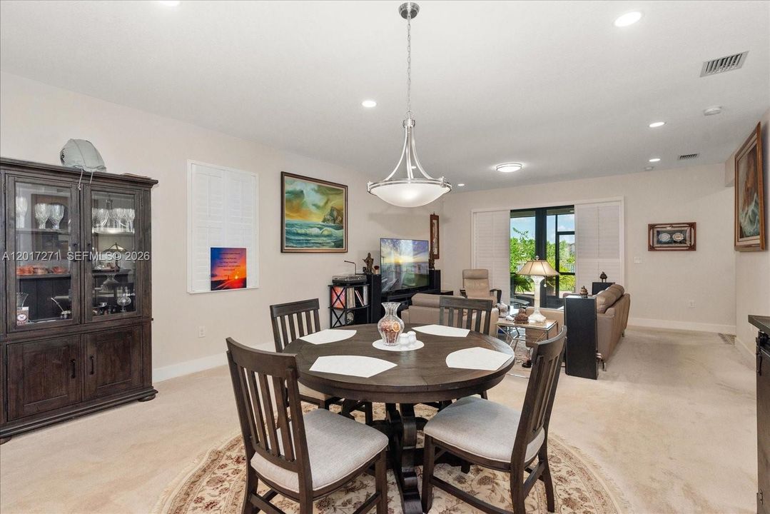 For Sale: $528,950 (3 beds, 2 baths, 1717 Square Feet)