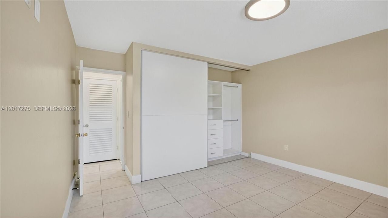 En Venta: $125,900 (1 camas, 1 baños, 660 Pies cuadrados)