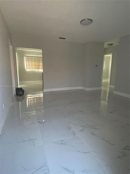 En Renta: $2,800 (3 camas, 2 baños, 1170 Pies cuadrados)