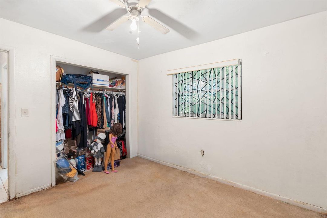 6-web-or-mls-1261 NW 172nd St, Miami, FL
