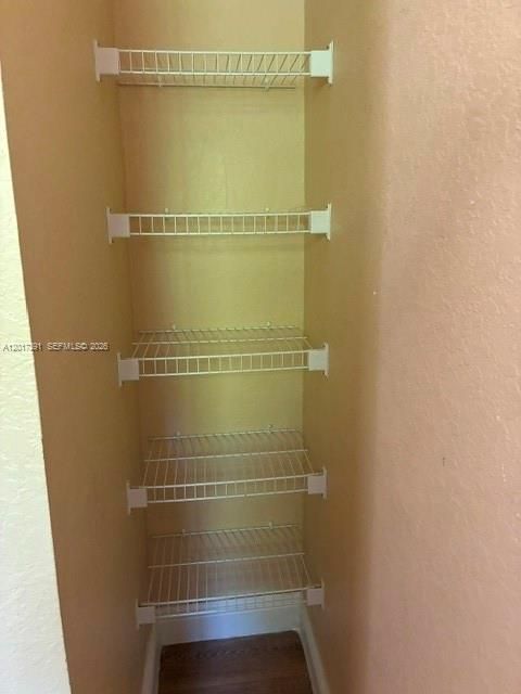 En Venta: $459,000 (3 camas, 2 baños, 1628 Pies cuadrados)