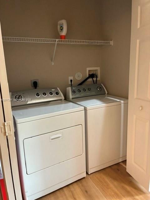 En Venta: $459,000 (3 camas, 2 baños, 1628 Pies cuadrados)