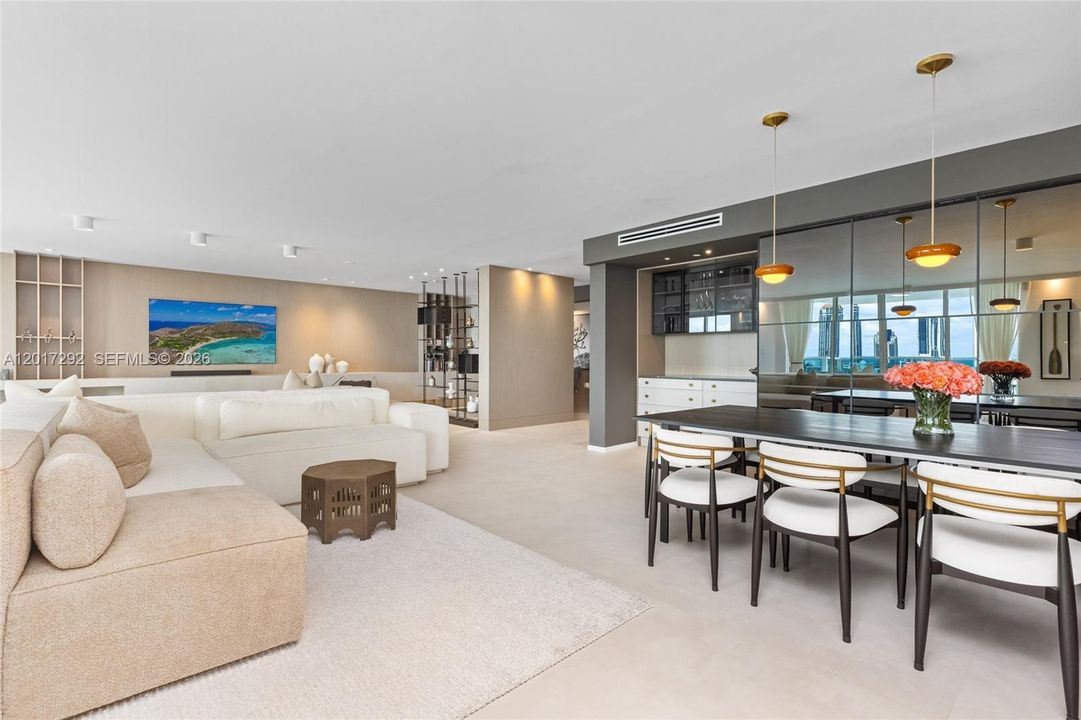 For Sale: $7,988,888 (6 beds, 6 baths, 6141 Square Feet)