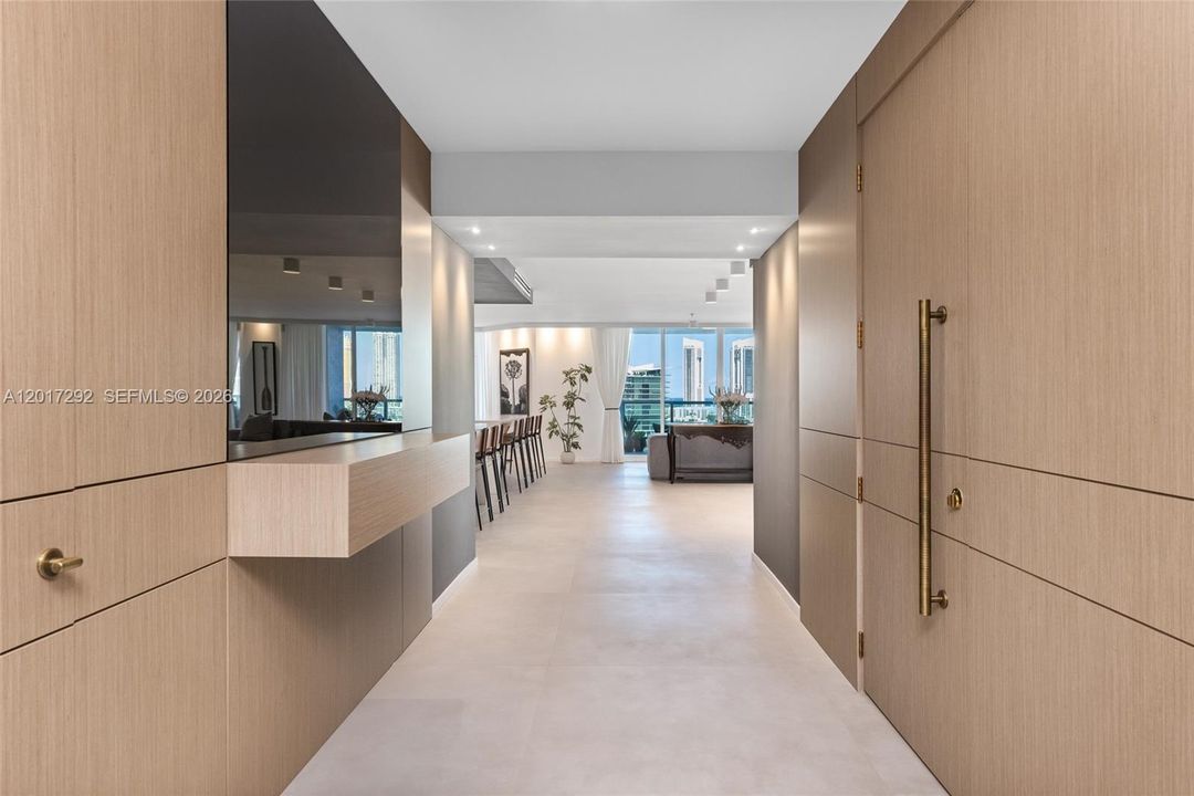 For Sale: $7,988,888 (6 beds, 6 baths, 6141 Square Feet)