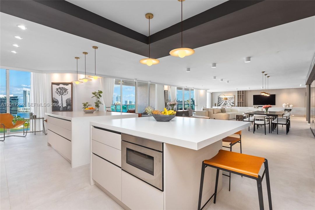 For Sale: $7,988,888 (6 beds, 6 baths, 6141 Square Feet)