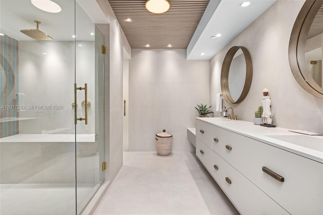 For Sale: $7,988,888 (6 beds, 6 baths, 6141 Square Feet)