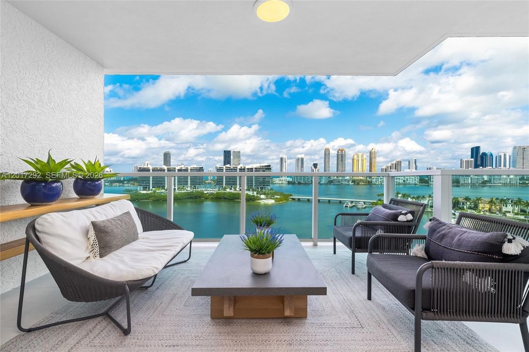 For Sale: $7,988,888 (6 beds, 6 baths, 6141 Square Feet)