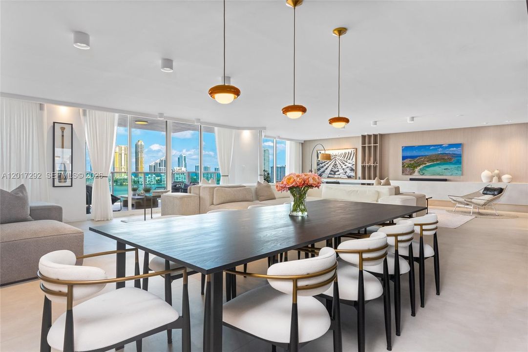 For Sale: $7,988,888 (6 beds, 6 baths, 6141 Square Feet)