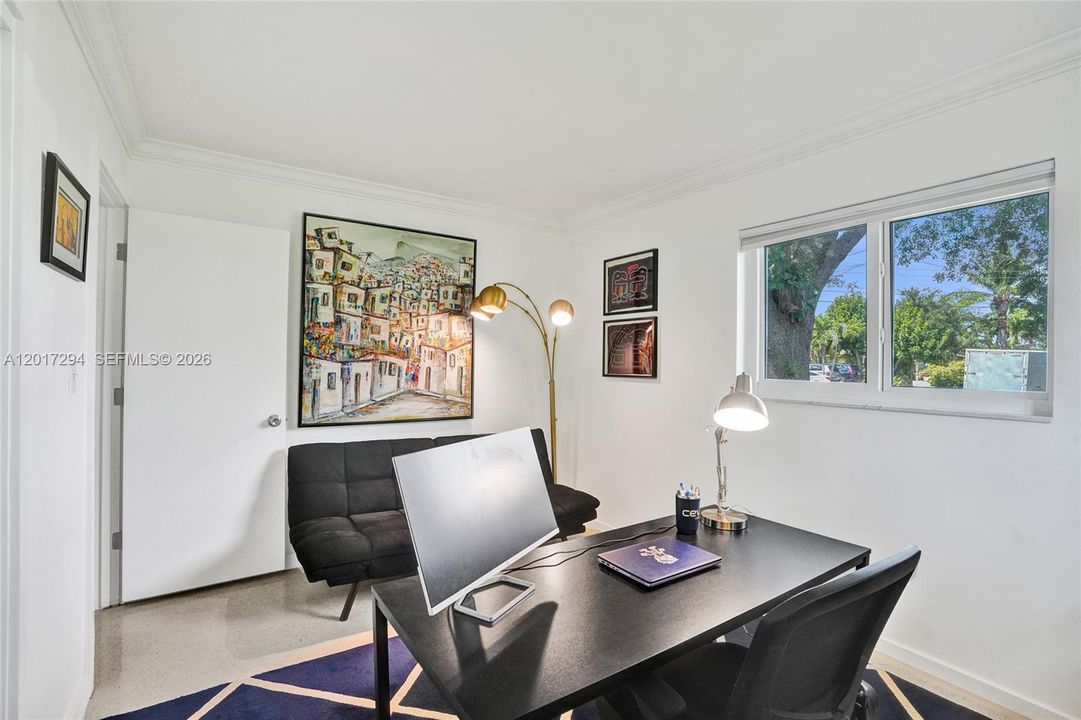 For Sale: $675,000 (2 beds, 2 baths, 1321 Square Feet)