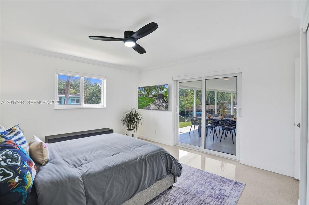 For Sale: $675,000 (2 beds, 2 baths, 1321 Square Feet)