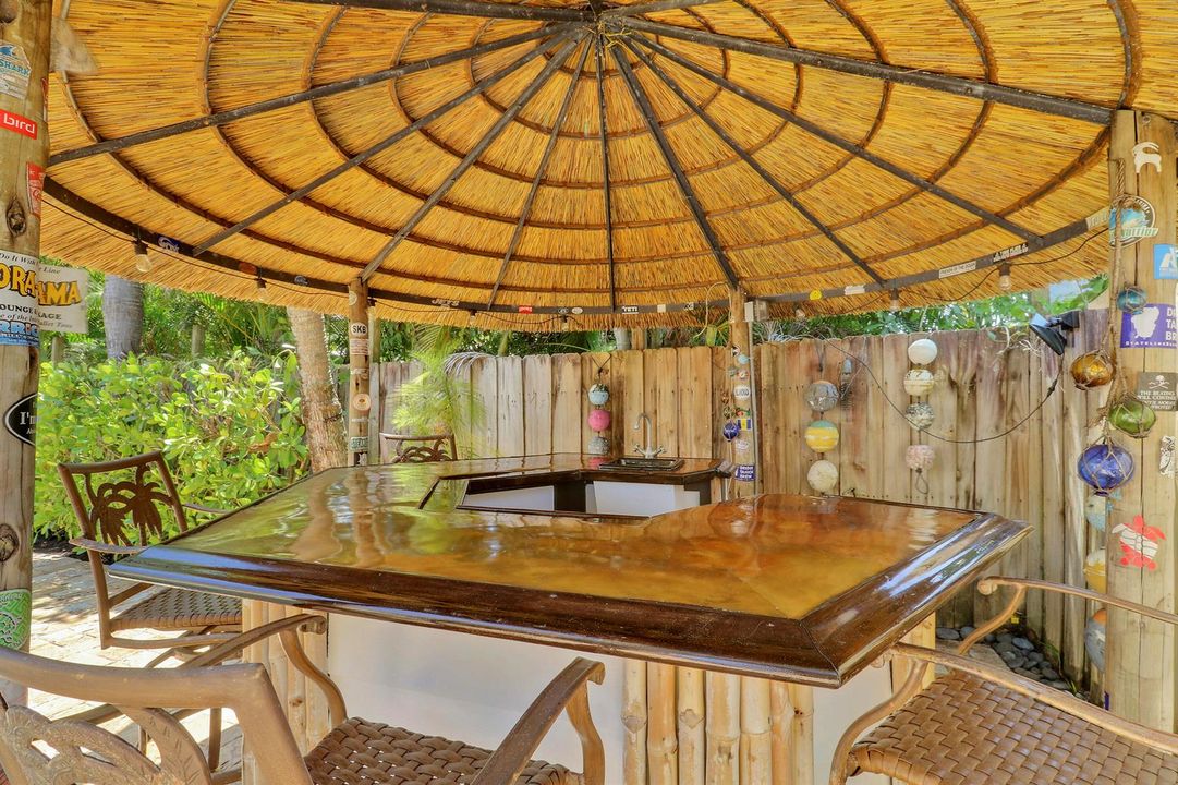 Tiki Bar