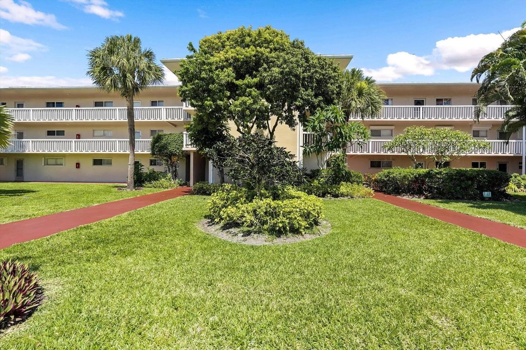 02-2856 Garden Drive Unit 212-2